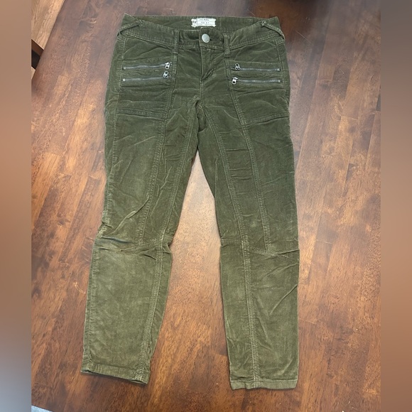 Free People Army Green Corduroy Pants with Zipper Details Size 2 - Picture 2 of 8